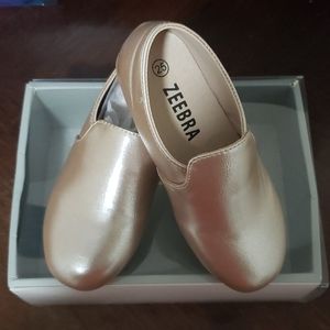 Zeebra Champagne Loafer